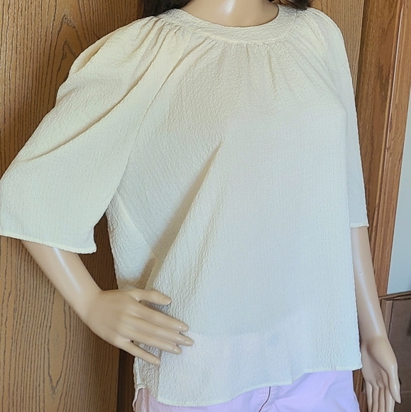 CALVIN KLEIN WOMEN'S SIZE LARGE BACK BUTTON CREPE FEEL BLOUSE - Picture 3 of 9